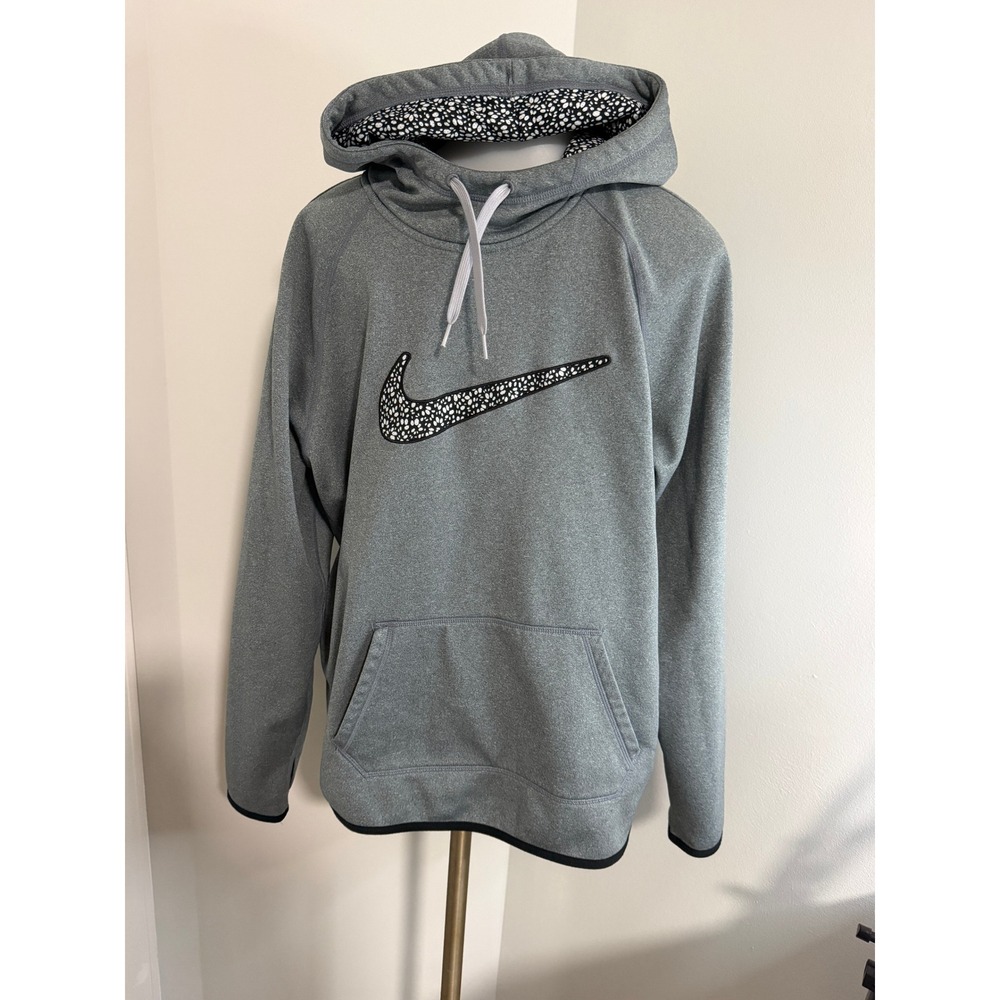 Nike Therma-FIT Hoodie Womens Large Gray Safari Print Swoosh Pullover Sweatshirt